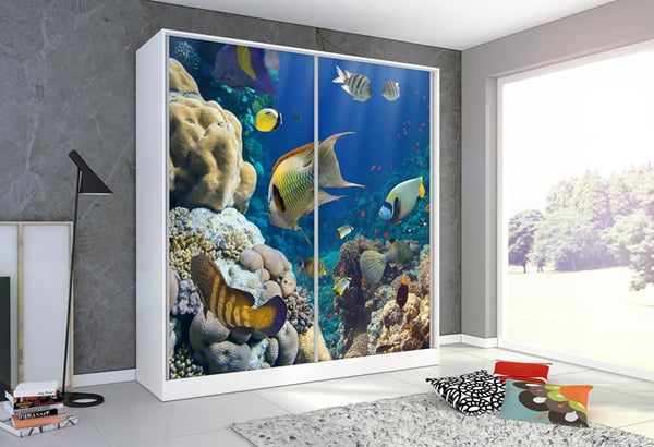 SKŘÍŇ AKVARIUM  S GRAFICKÝM MOTIVEM 