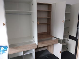 Dětský pokoj Maxima celý komplet 240 cm bílá/dub výprodej  - hodně úložného prostoru