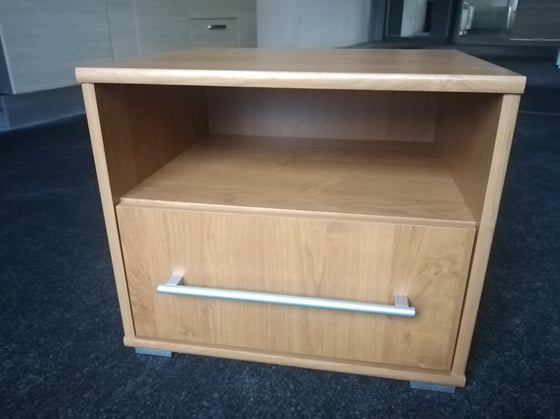 Levný noční stolek Selena S11 46x40x39 olše