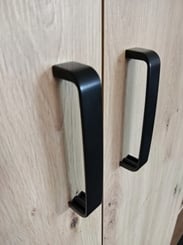 Regál,komoda Marta 830- 158x118x44 cm dub artisan  lamino 18 mm - kovové úchyty