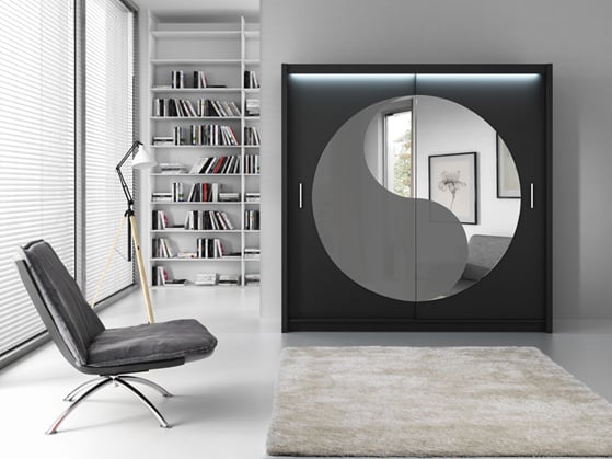 ŠATNÍ  SKŘÍŇ  LOTOS