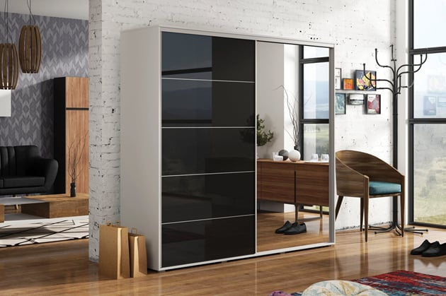 Šatní skříň Alena 11 200x245x62 korpus bílý dveře černé lesklé,zrcadlo